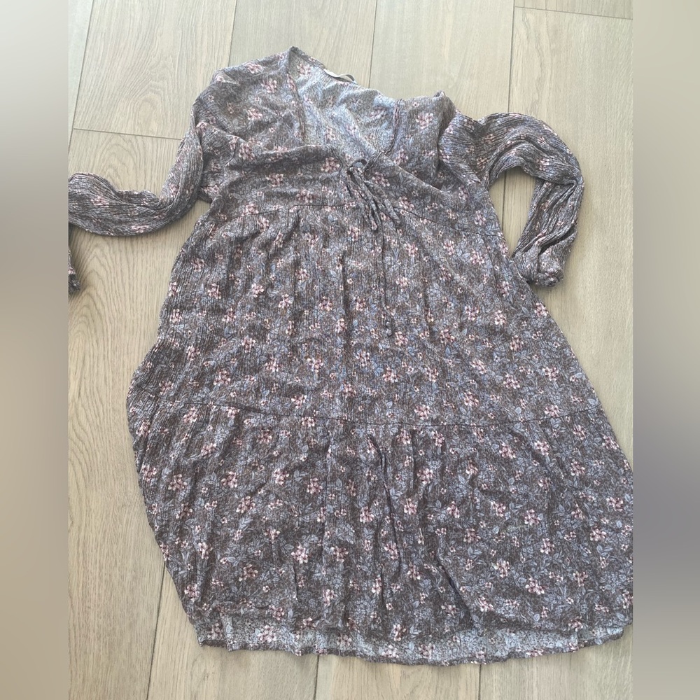 Veveret dress - size medium